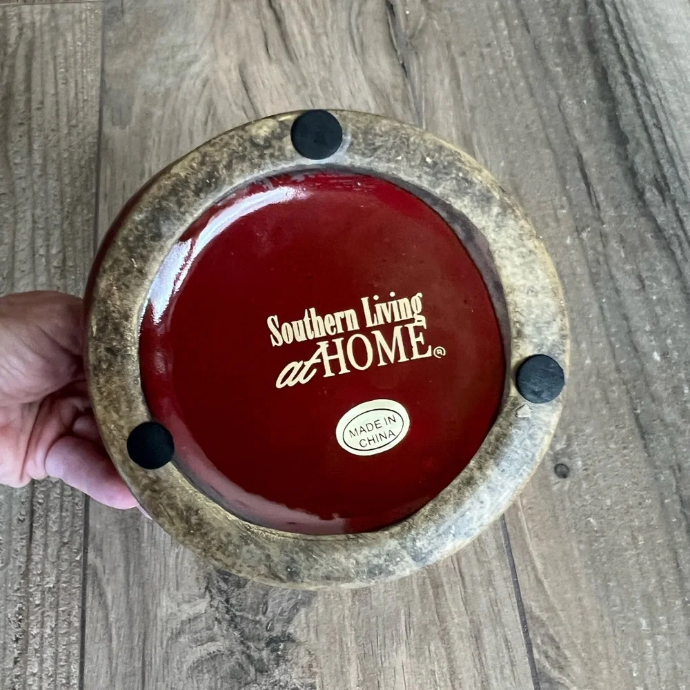 Southern Living at Home Urn Vase